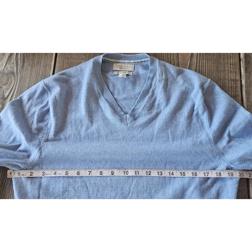 Banana Republic Sweater Mens Medium Baby‎ Blue Cotton Cashmere Suede Elbow Patch